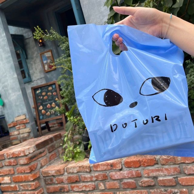 [龍山🇰🇷ソウル]どんぐりマフィンや人気のグリークヨーグルトが食べられるカフェ[ドトリ 도토리 용산점]