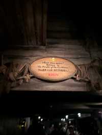รีวิวเครื่องเล่น Pirates of the Caribbean
