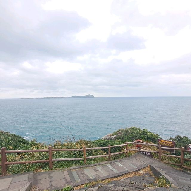 濟洲島柱狀節理帶🏞️天帝淵瀑布📸鳥島新緣橋🌁龍淵峽谷👣熱門打卡景點介紹👍