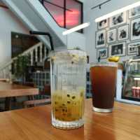 Exploring Sua.sana Cafe in Melaka! 
