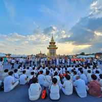 ไหว้พระธาตุเขี้ยวแก้ว