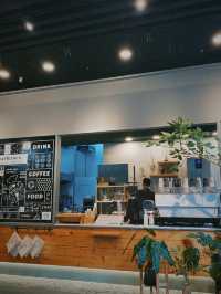 《BOBBY & FRIENDS. CAFE 巴比咖啡》— 輕食舒心的一角，簡單卻讓人滿足