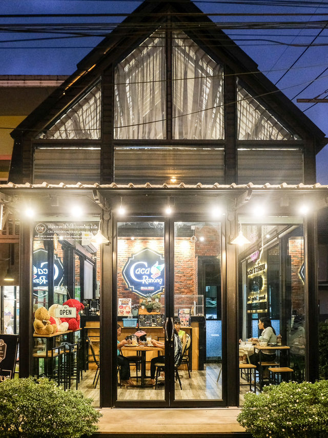 ครัวเจริญ ร้านอาหารเก่าแก่เมืองระนอง