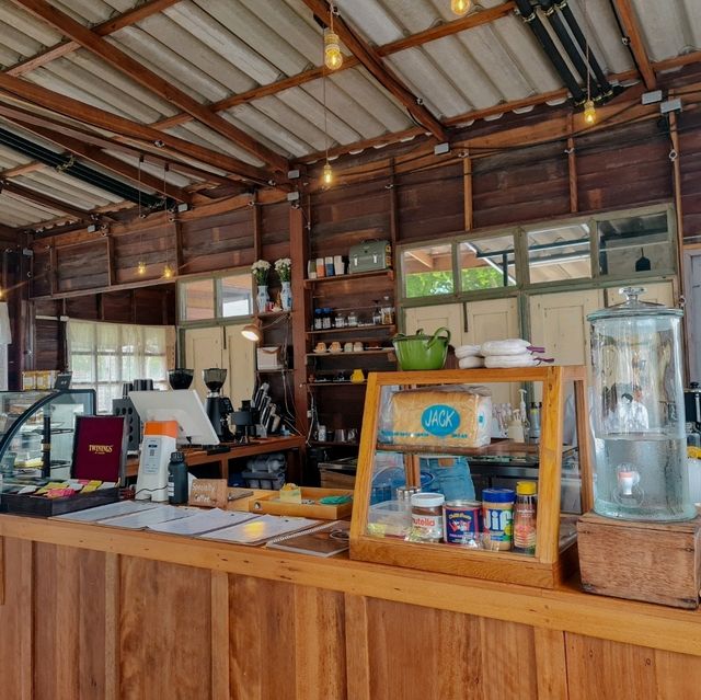 คาเฟ่สไตล์โฮมมี่ บางแสน