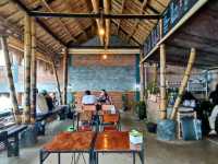 Phahee Valley Cafe & Homestay ผาฮี้ เชียงราย 
