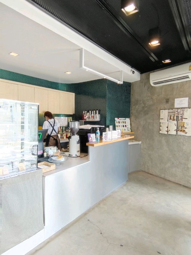 Project: Box คาเฟ่ย่านงามวงศ์วาน นนทบุรี