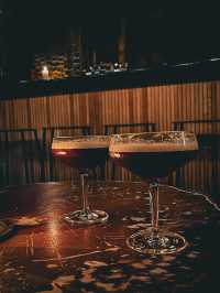 【ドイツ】ベルリンのムード漂う！Hotな隠れ家バー🍸
