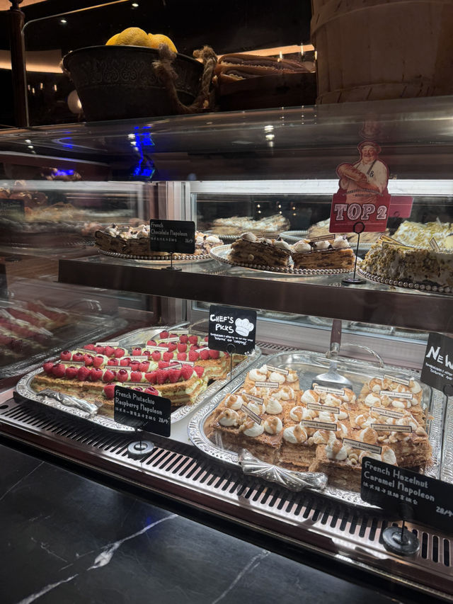 ร้านเบเกอร์รี่เจ้าดัง Butterful & Creamorous