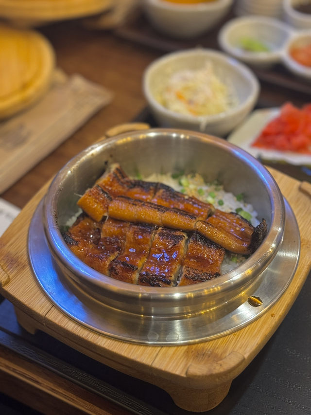 추운 겨울 생각나는 뜨끈뜨끈한 솥밥 맛집