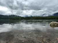 艾泊湖(Eibsee)‐探索這片如夢似幻的天然湖泊🏞️✨，每一個角落都讓人心醉不已📸🤩