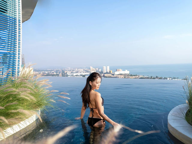 โรงแรมหรูระดับ 5 ดาว มีสวนน้ำใหญ่มาก ณ หัวหิน  ✨