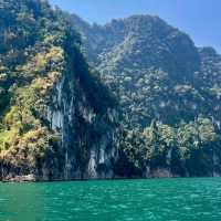 Beautiful Khaosok Floating Bungalows