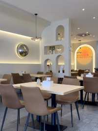 Thick Sandos and Cozy Vibes: The Perfect Place for Healthy Meals at Manshiguang Mount Austin JB