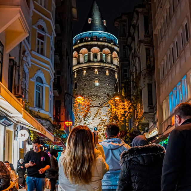 🇹🇷이스탄불 여행의 중심 갈라타 탑과 번화한 이스티클랄 거리 풍경