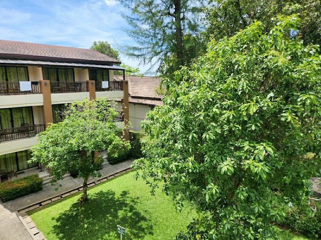 The Leaf Oceanside by Katathani Resort
