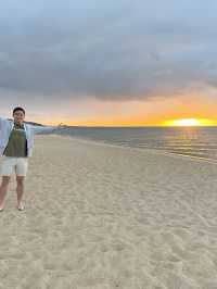Golden Waves & Soft Sands: Chasing the Perfect Sunset at Safety Beach, Dromana