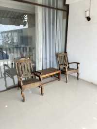 Beach hotel in Mirissa