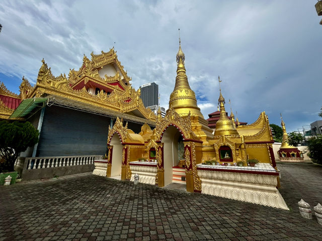 🌺 Wat Buppharam: Penang’s Hidden Thai Treasure Where Serenity Blooms 🧘♂️