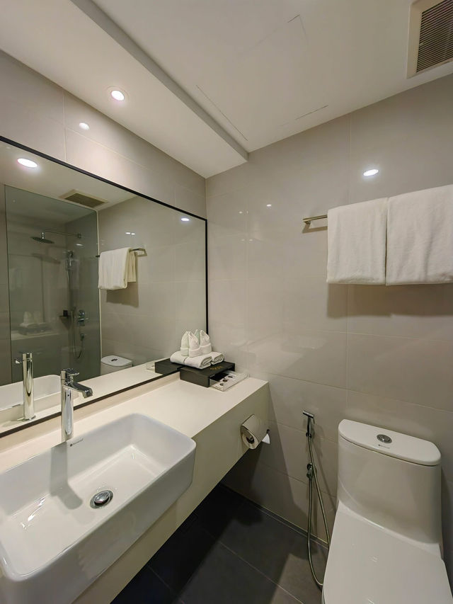 “Starus Hotel Bukit Bintang — Chic Stays & City Vibes at the Heart of Kuala Lumpur”