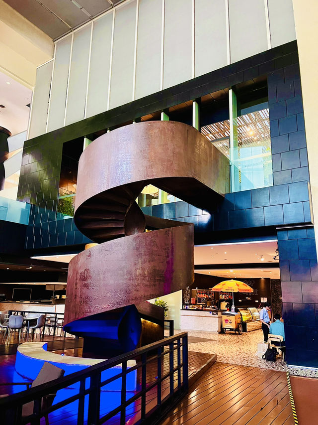 “Urban Luxury Awaits: Experience Comfort at Hotel Maya Kuala Lumpur”