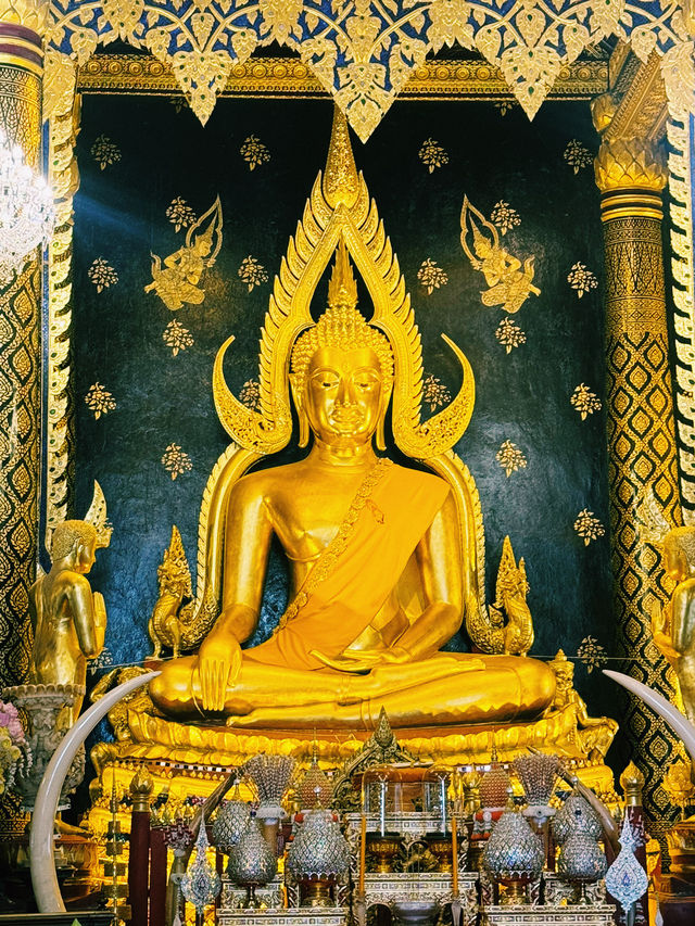 “วัดใหญ่” วัดพระศรีรัตนมหาธาตุวรมหาวิหาร