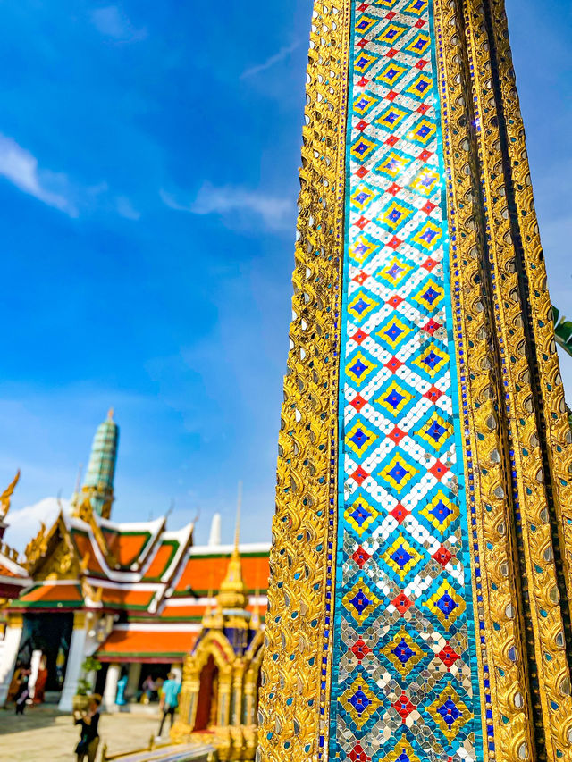 วัดพระแก้วสุดยอดสถานที่ศักดิ์สิทธิ์ที่ต้องมาเยือน