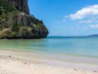 เที่ยวหาดไร่เลย์ ทะเลกระบี่ 🌴🏝