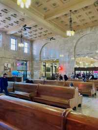 기차 여행의 낭만을 느낄 수 있는 포틀랜드 Union Station!