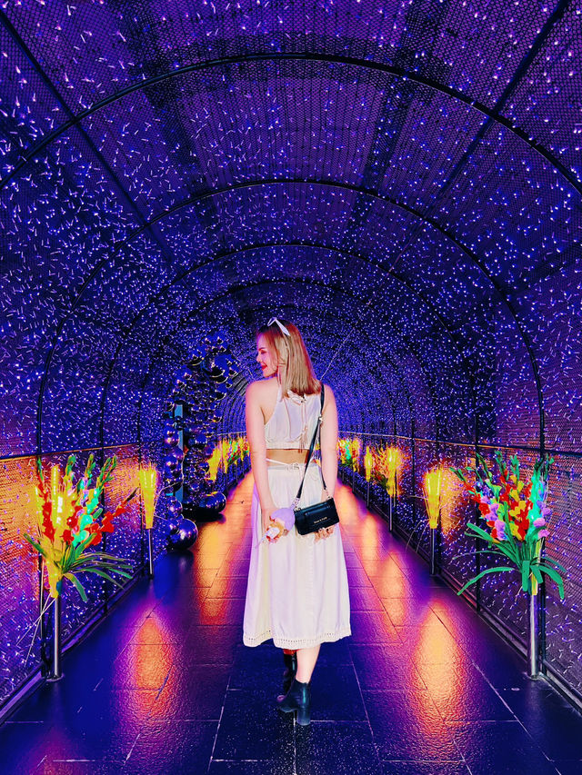 Lighting Art Museum Sriracha