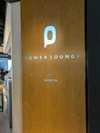 羽田空港のPOWER LOUNGEでまったりタイム✈️☕