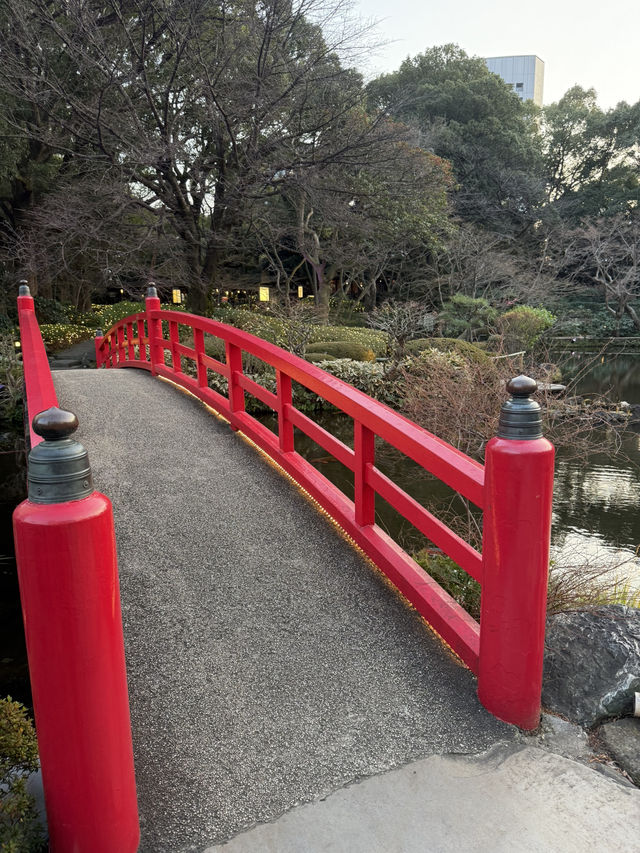 A Day of Sophisticated Sights in Akasaka