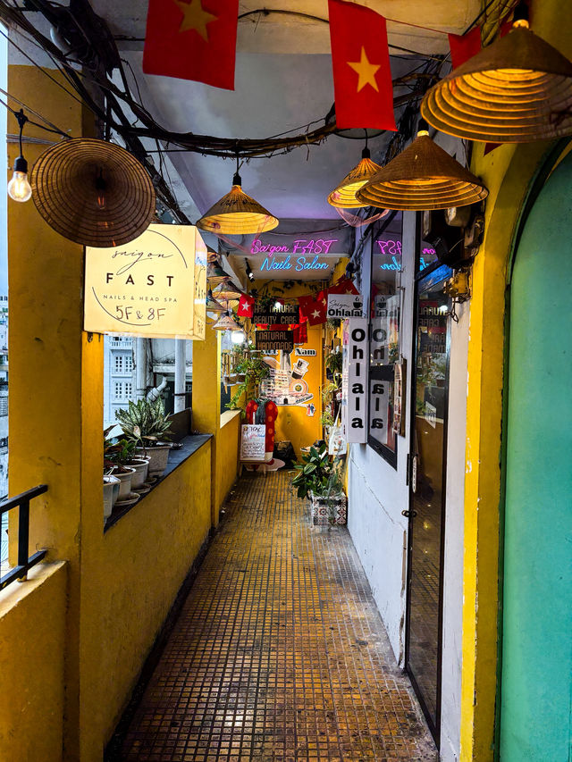 🇻🇳越南胡志明市咖啡公寓