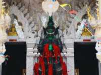 วัดเขาพลอย 