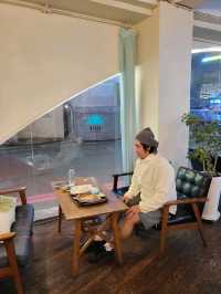 부산 수영구 빵지순례 명소로 핫한 베이커리