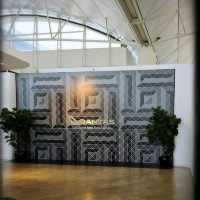 The Qantas Hong Kong Lounge（澳洲航空貴賓室）
