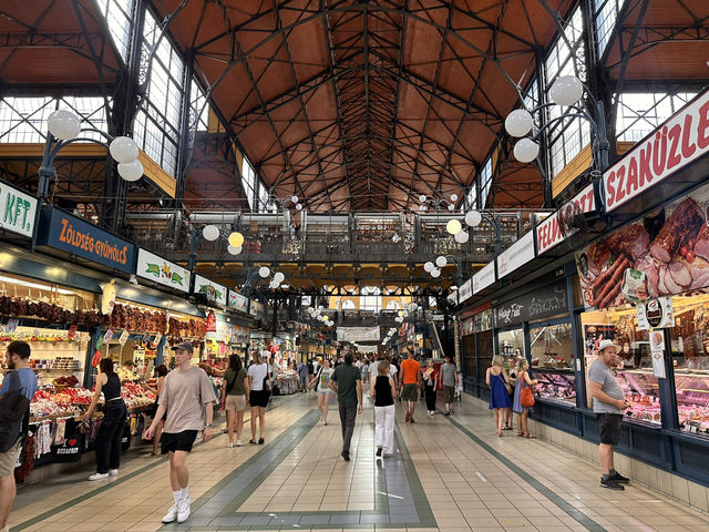 【ブダペスト中央市場｜Central Market Hall｜ハンガリー最大の屋内マーケット】 