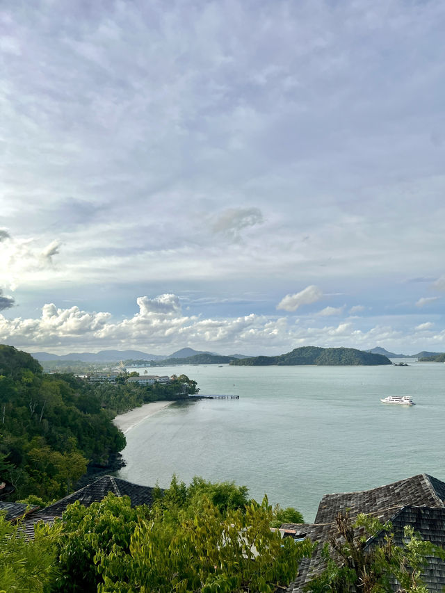 Sripanwa Phuket (ศรีพันวา ภูเก็ต)