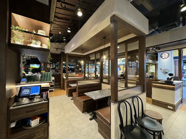 Boat Noodles Refined: Thong Smith’s Classy Take in Terminal 21