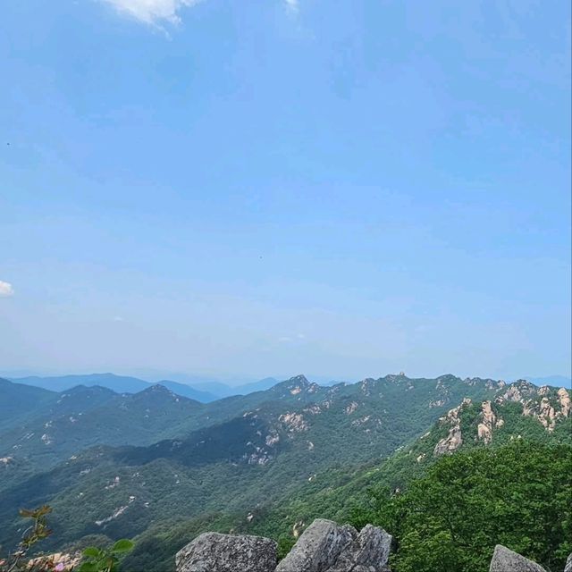Climbed Munjangdae at Songnisan