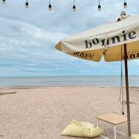ร้าน bonnie on the beach