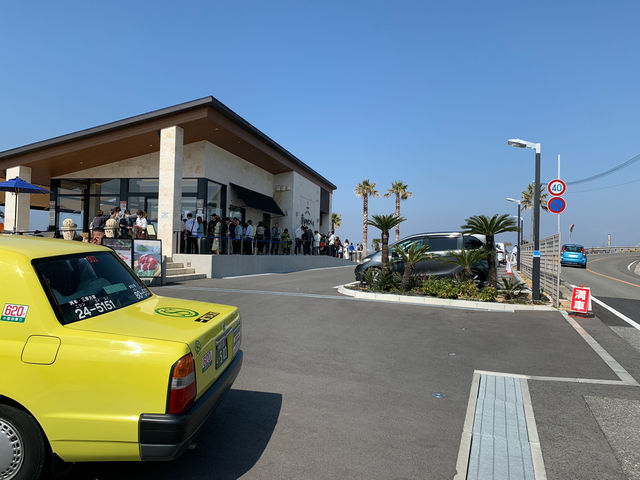 🥞 A Sweet Slice of Heaven by the Sea: A Happy Pancake Review