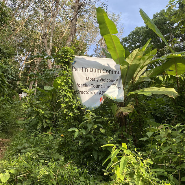 ผาหินดำ ภูเก็ต
