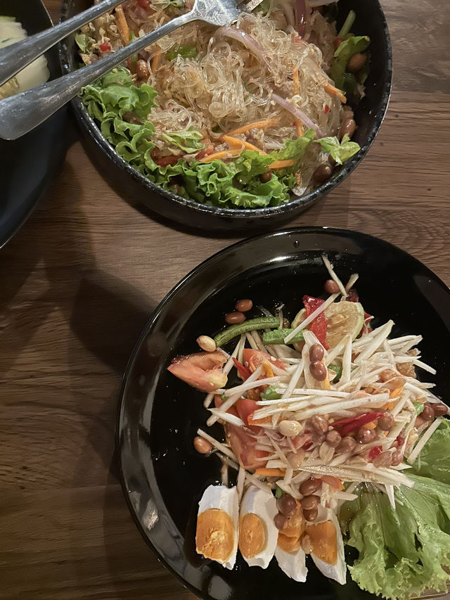 ร้านอาหารสไลด์เค้มป์ > สวนลุงรัญ น่าน