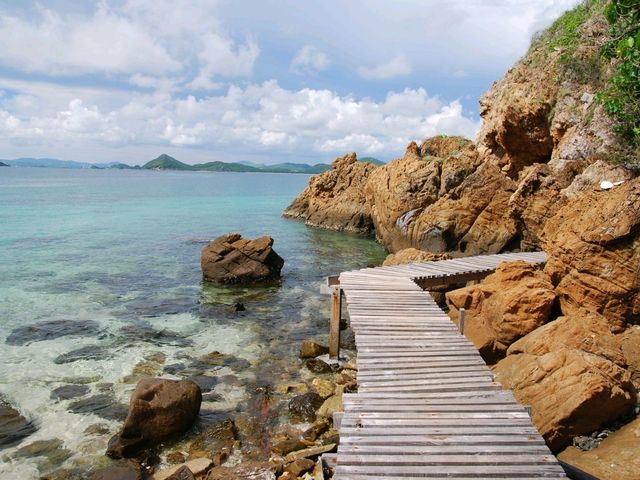 🌊 : Ko Kham เกาะขาม สัตหีบ ชลบุรี