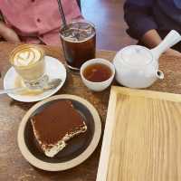 Jo & Dawson Cafe