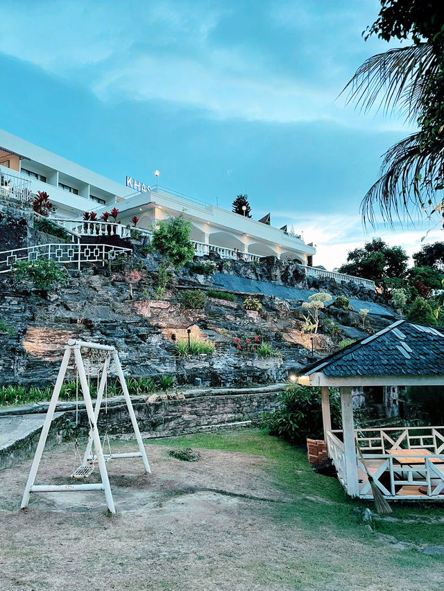 Tranquil Escape at Khas Parapat Hotel: A Summer Staycation by Lake Toba