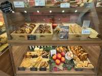 🍰 Familiar Flavours at Chateraise @ AEON Bukit Indah