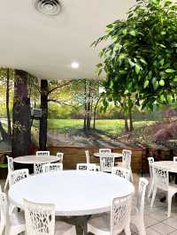 The Wild Restaurant – A Rainforest-Inspired Fast Food Haven 