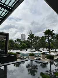 Four seasons Hotel Bangkok at Chao Phraya River