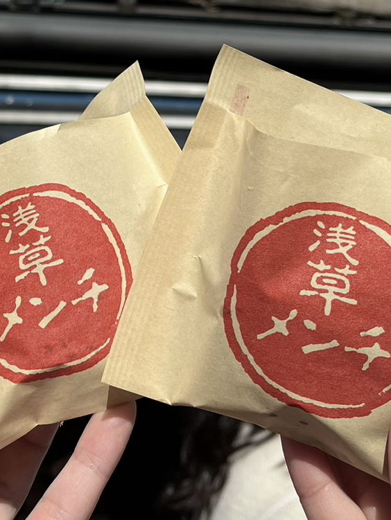 浅草雷門で着物レンタルして江戸の風情を満喫! 浅草雷門で着物レンタルして江戸の風情を満喫!
